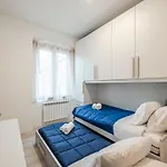 Center Sea Just Steps Away - Aria Condizionata - Wifi شقة